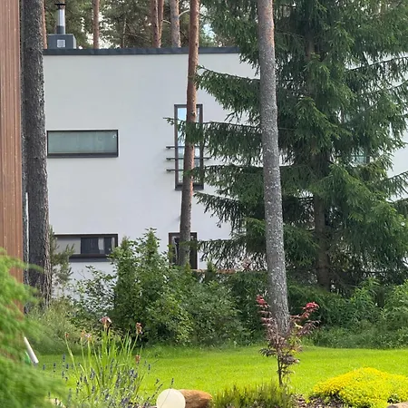 By The Forest Villa *