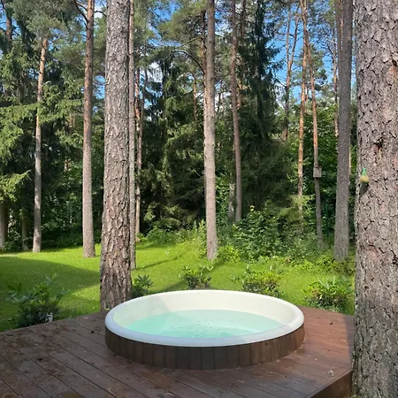By The Forest Villa Luige